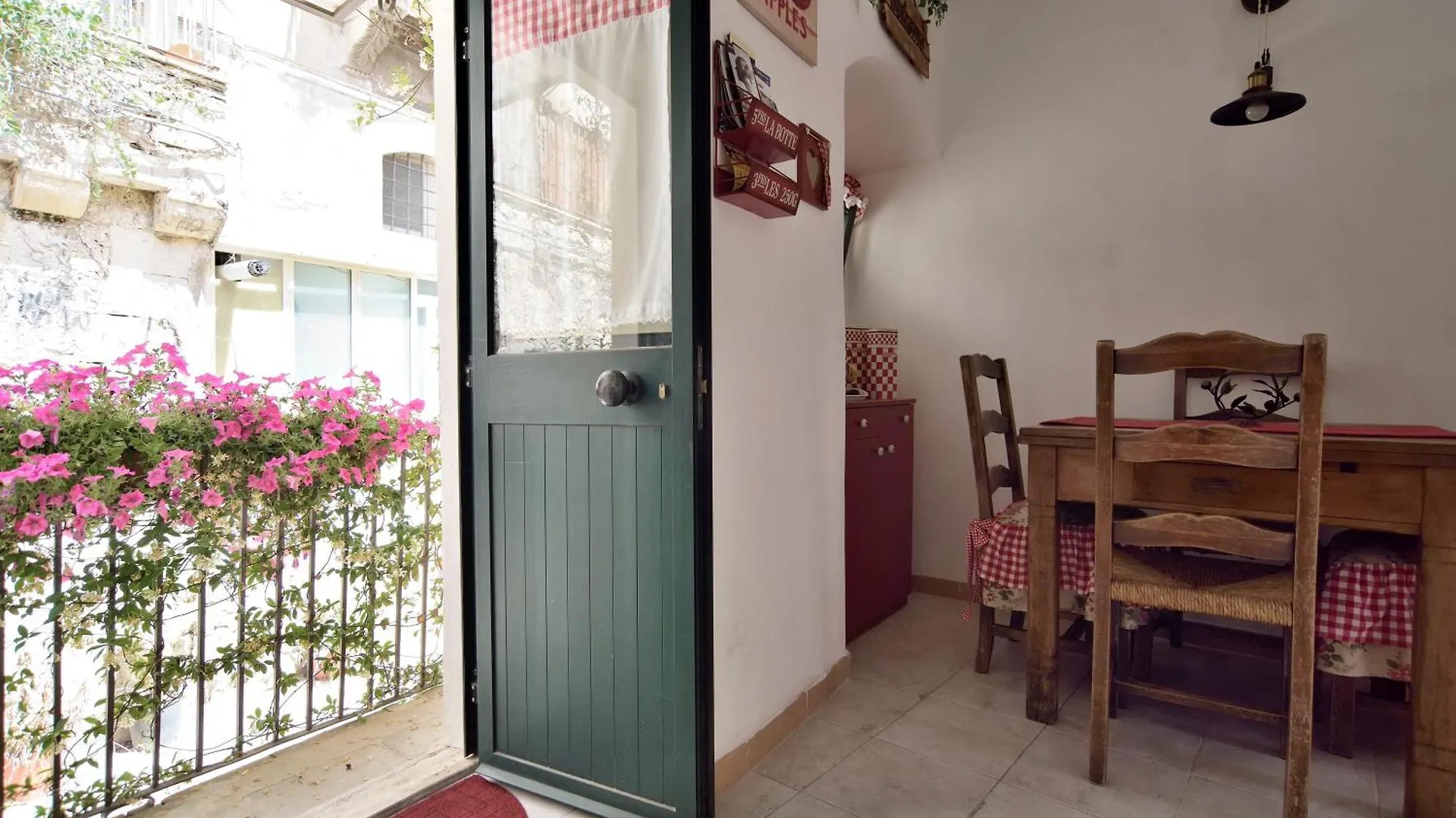 Case Del Vicolo Stretto Modica Guest house